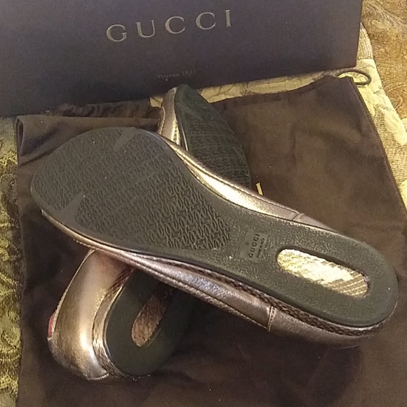 Pre-Owned Gucci Metallic Flat Sandles - Picture 11 of 16